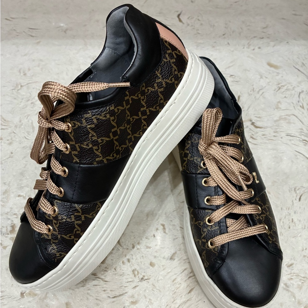 Nero Giardini Women’s Platform Sneakers
